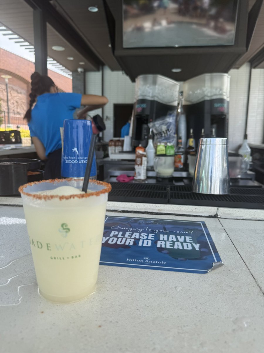 Buenos días raza, ya andamos descansando de las vacaciones, $300 entre los ❤️ y que den los buenos días, suerte 🍀