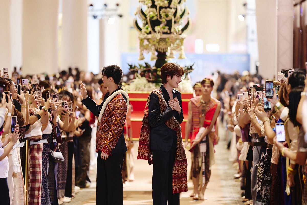 เหมือนงานนั้นมากเมิง กลัวอีพีไฟนอลนางจัดโต๊ะจีนกินลาบงัวอะ อยากกินดองเด้