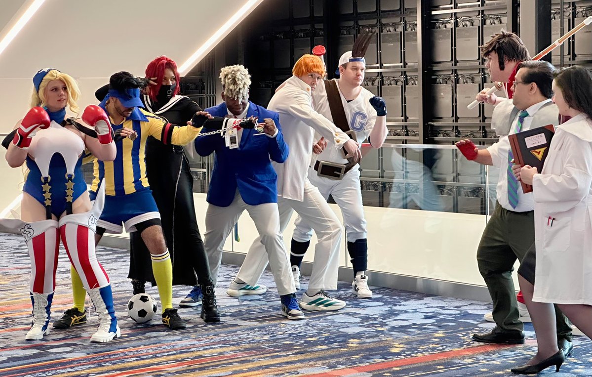 I have been wanting to do this cosplay group for over a decade. I'm so happy this got to happen. It was worth all the hard work myself and everyone else put in 🫶

#RivalSchools #ProjectJustice #Capcom
