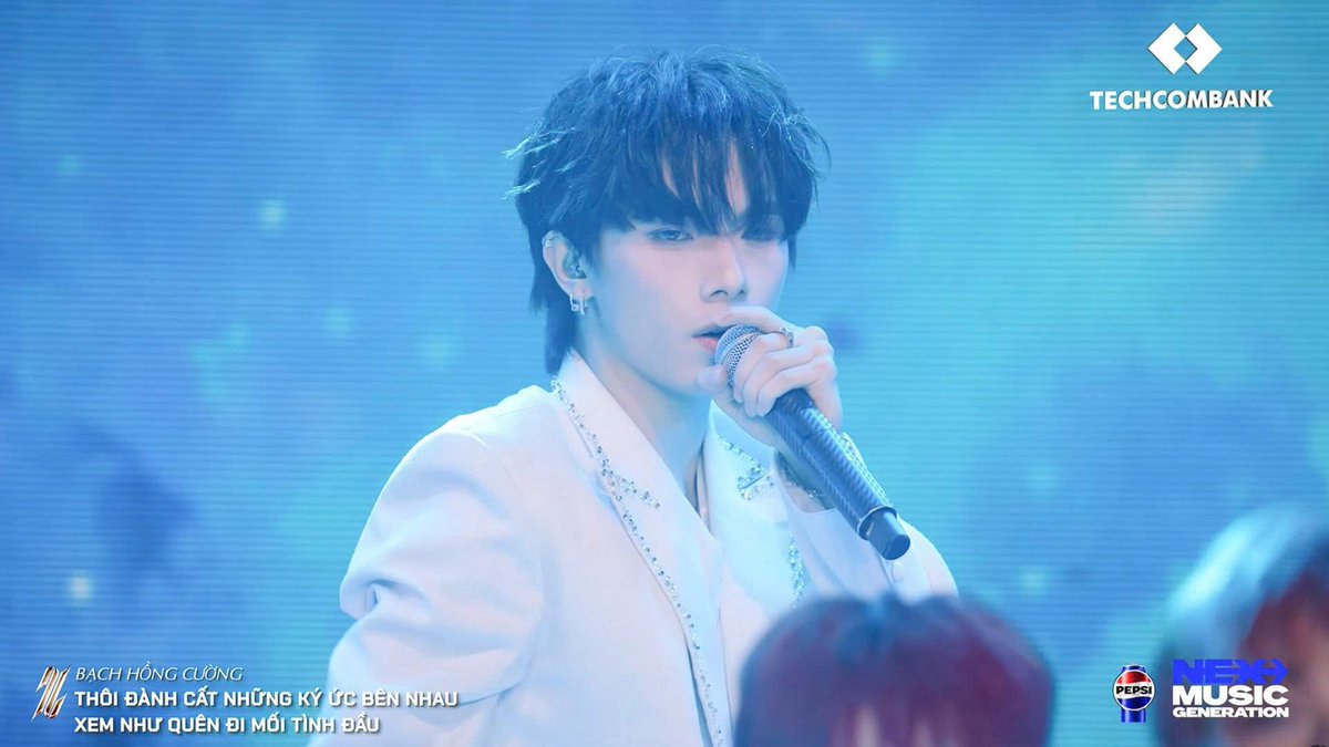 bhclov3r's tweet photo. 𝒀𝒐𝒖𝒓 𝒎𝒐𝒓𝒏𝒊𝒏𝒈 𝒆𝒚𝒆𝒔
𝑰 𝒄𝒐𝒖𝒍𝒅 𝒔𝒕𝒂𝒓𝒆 𝒍𝒊𝒌𝒆 𝒘𝒂𝒕𝒄𝒉𝒊𝒏𝒈 𝒔𝒕𝒂𝒓𝒔

#CuongBach #BachHongCuong
#TanBinhToanNang #ShowItAllVietnam https://t.co/htbzaE9o0m