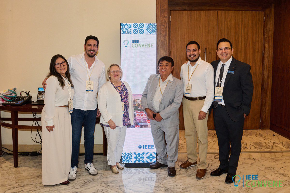 CesarViloriaN's tweet photo. Tuve el honor de participar en IEEE CONVENE 2025, representando a IEEE Región 9 (Latinoamérica y el Caribe) en este encuentro global centrado en el fortalecimiento y la innovación en la organización de conferencias y eventos IEEE. https://t.co/FC5EeONVtg
