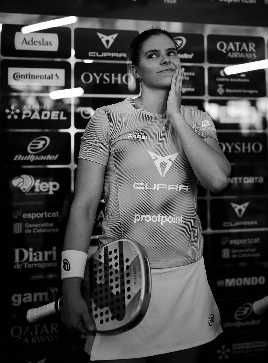 Yo soy tu padel🫸💨🎾 #TRÁMITE tweet media