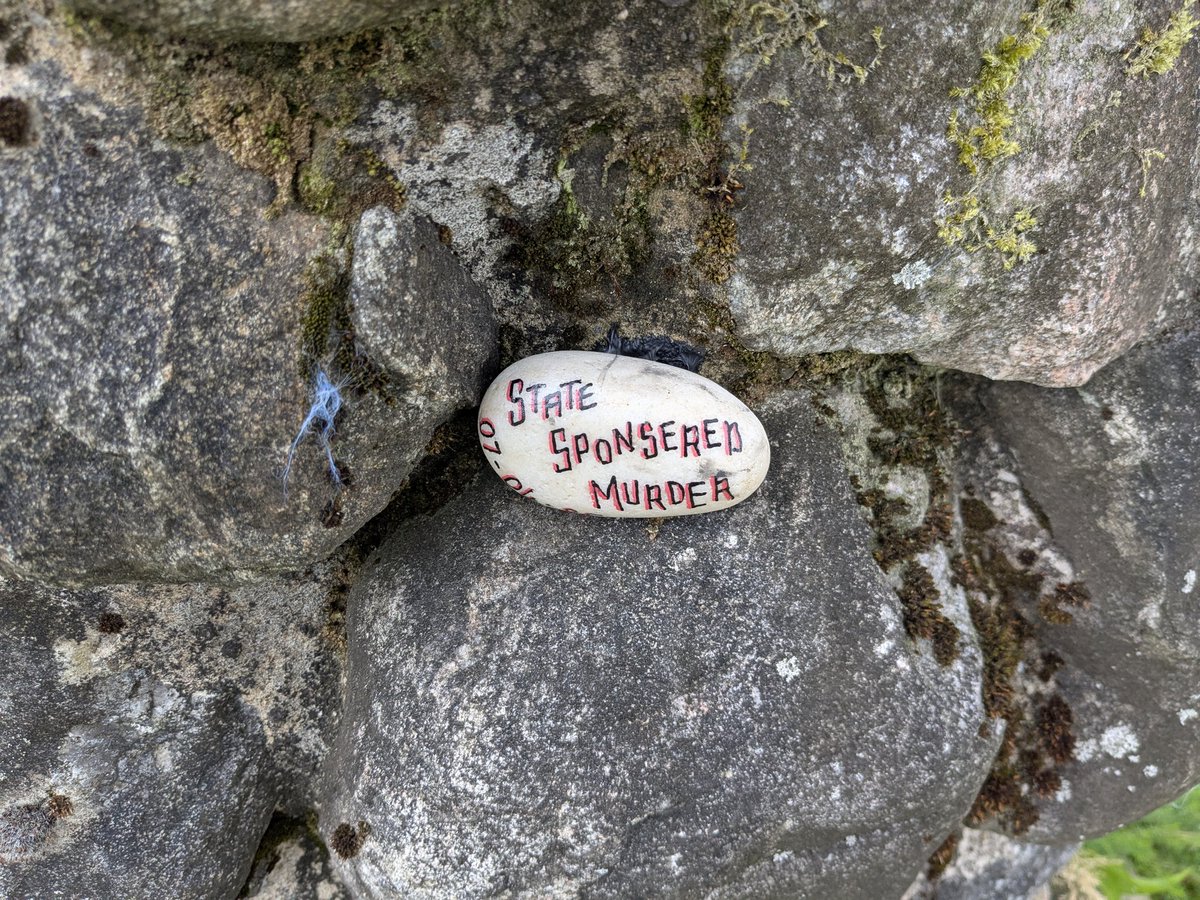 RoadTripAlba's tweet image. Well, I travel through the Gaidhealtachd
Where many martyrs lay
And I know no one can sing the blues
Like 'Ol Willie McRae

#WillieMcRae
#YesScotland
#MI5
#MI6

Willie McRae Forty Years On – 3000 Trees – Bella Caledonia share.google/ILvbVdHoQBCRua…