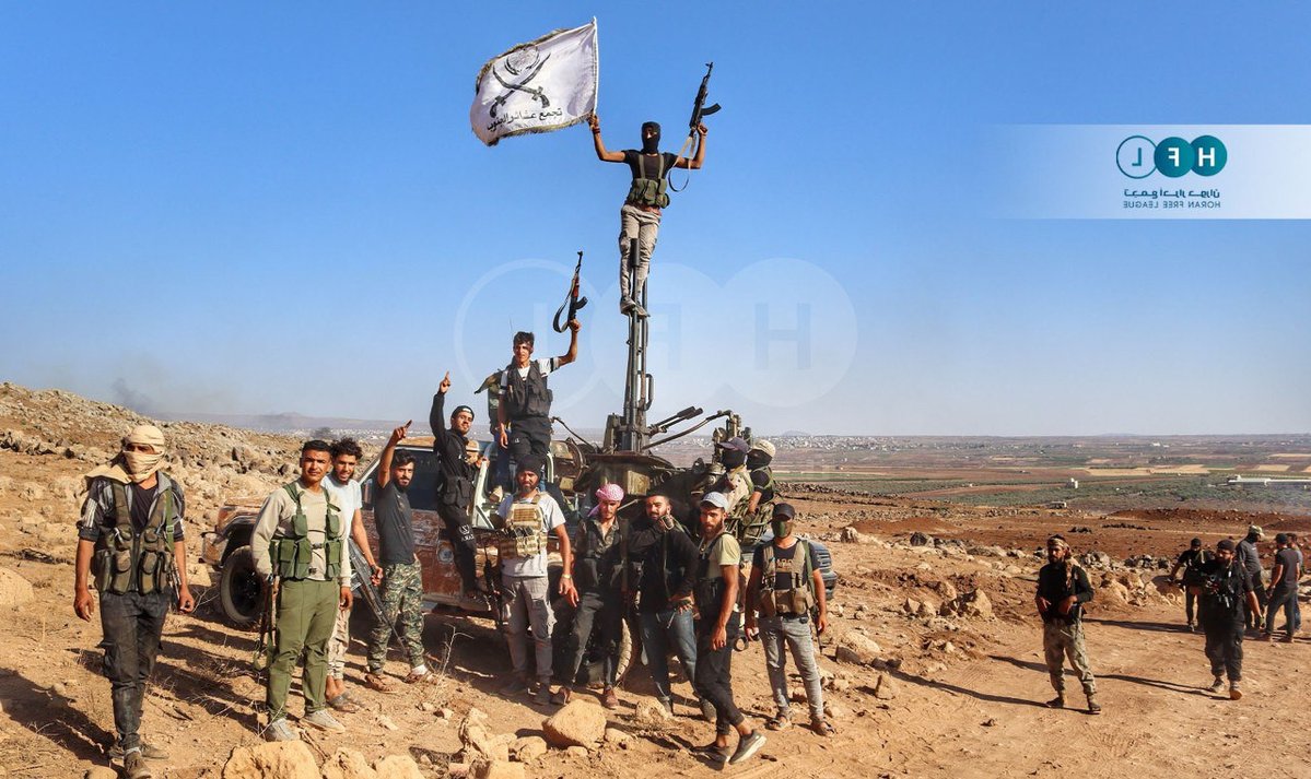 #Syria: Bedouin/tribal fighters (Southern union) atop Tell Hadid (W. #Suwayda) after retaking it today from Druze fighters.