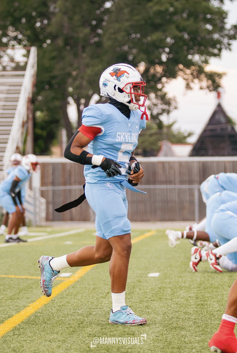 SKYLINE HIGH SCHOOL CLASS 28 zamarioncook SS/RB <a href="/SKYLINEfb/">Skyline Football</a>