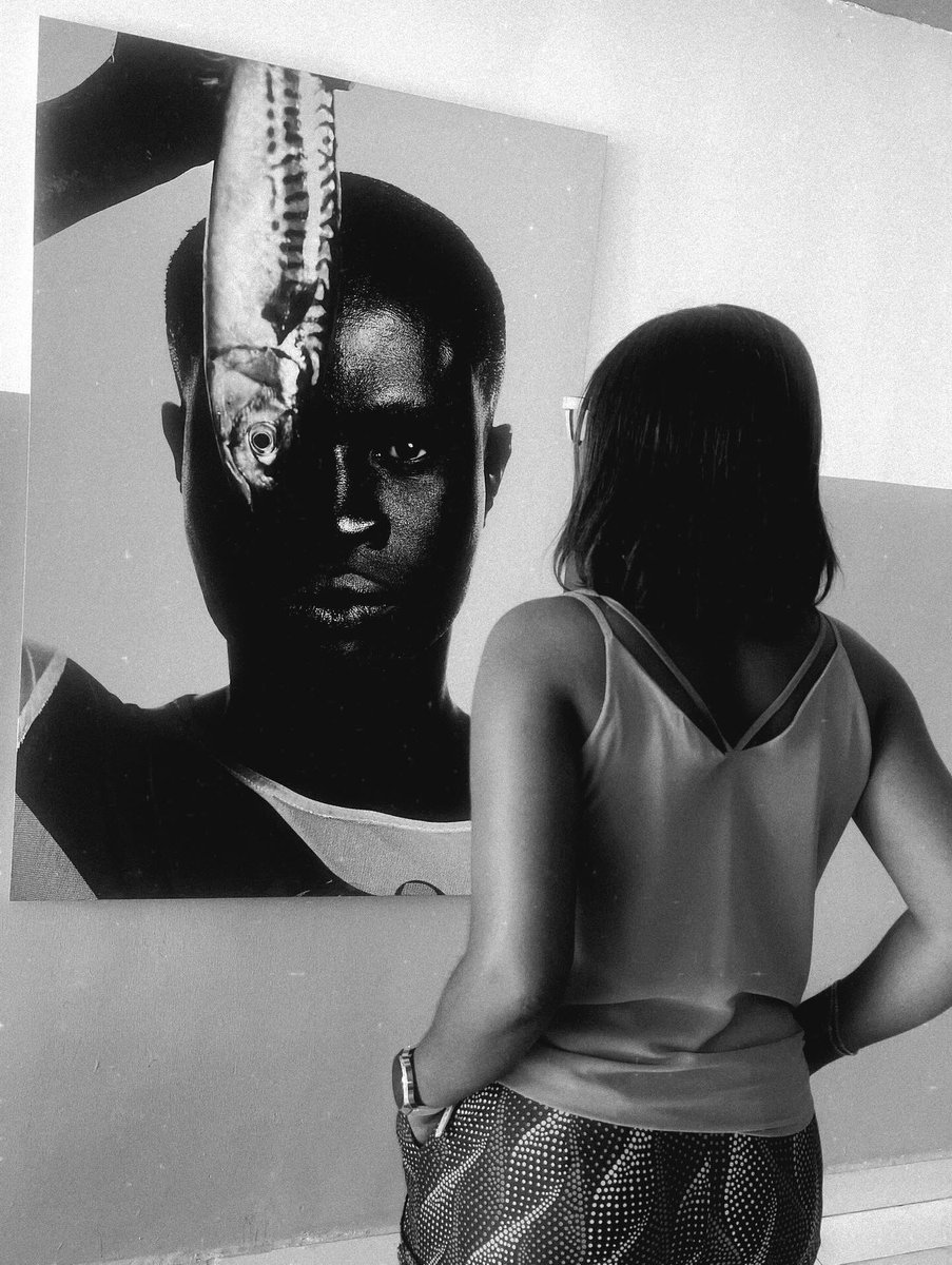 .Colour versus Black and White 

#visualstorytelling #photographycommunity #artthroughlens