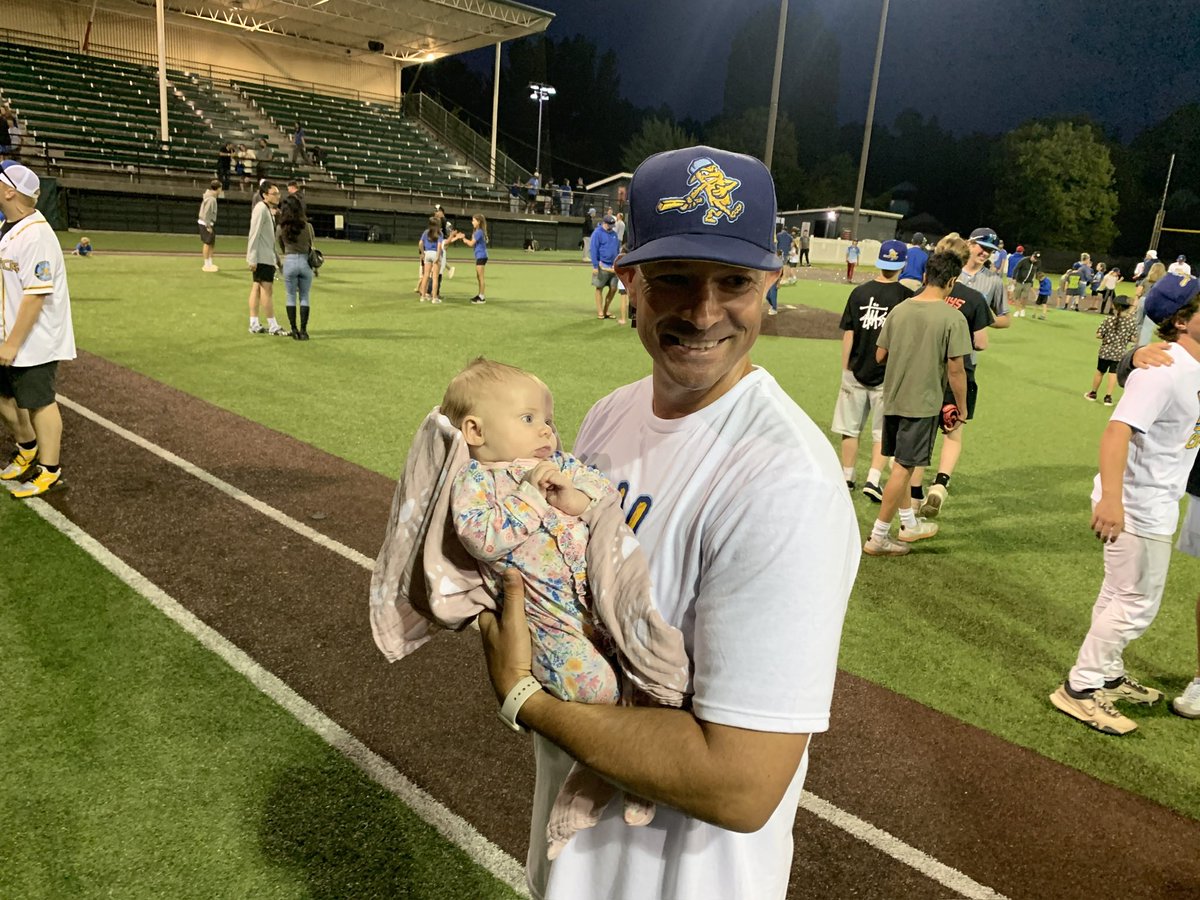 Elliott Cribby (@coachcribby) on Twitter photo Poppy’s 1st Title. Thank you to Justin and the Fish Sticks for the opportunity to Coach and build this team. <a href="/GoFishSticks/">DubSea Fish Sticks</a> Poppy’s 1st Title. Thank you to Justin and the Fish Sticks for the opportunity to Coach and build this team. <a href="/GoFishSticks/">DubSea Fish Sticks</a>