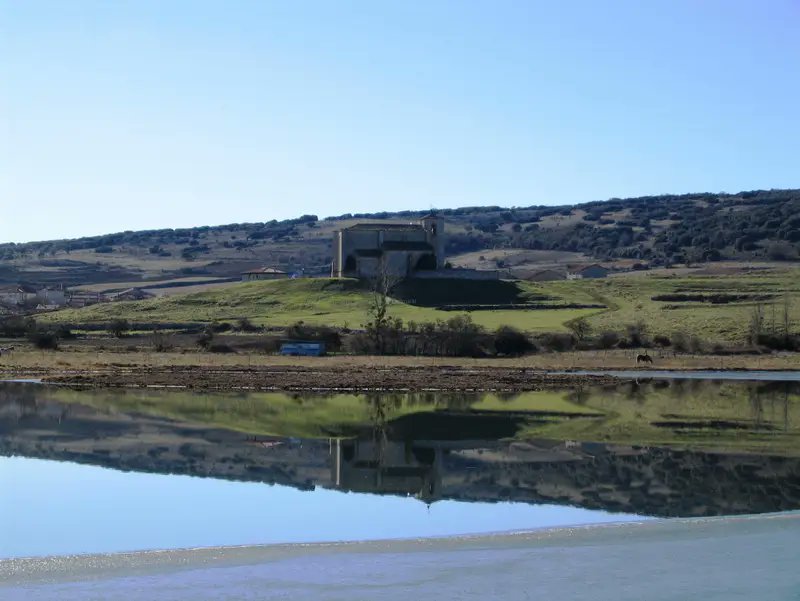C.I.T. Sierra de Atapuerca - Oficina de Turismo (@citatapuerca) on Twitter photo ‼️<a href="/jcyl/">Junta de Castilla y León</a> alerta ola de calor en #CastillayLeón para esta semana
🌡️En #Atapuerca (#Burgos) se esperan 37° y en otras poblaciones hasta 40°
@CITAtapuerca recomienda:
🏡Evitar salir en horas centrales
🥤Beber líquido abundante
🪟Ventilar por la noche
🧓Vigilar a personas de riesgo ‼️<a href="/jcyl/">Junta de Castilla y León</a> alerta ola de calor en #CastillayLeón para esta semana
🌡️En #Atapuerca (#Burgos) se esperan 37° y en otras poblaciones hasta 40°
@CITAtapuerca recomienda:
🏡Evitar salir en horas centrales
🥤Beber líquido abundante
🪟Ventilar por la noche
🧓Vigilar a personas de riesgo