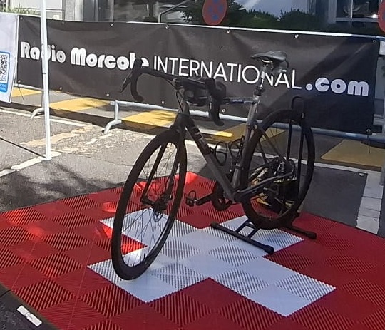 Radio Morcote sempre presente !
#Everesting #MonteBre #SamueleFilippi