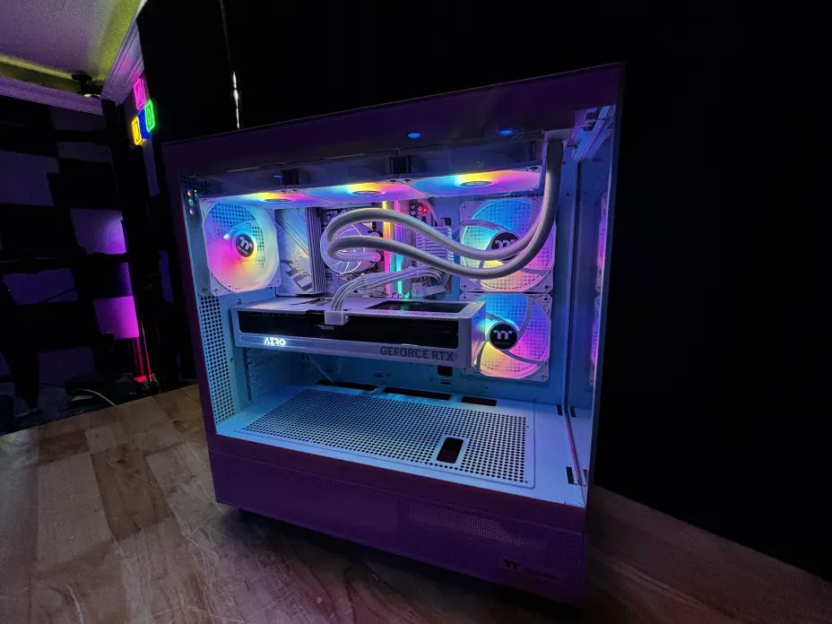 "PEEPS"/AGB Charity tweet media