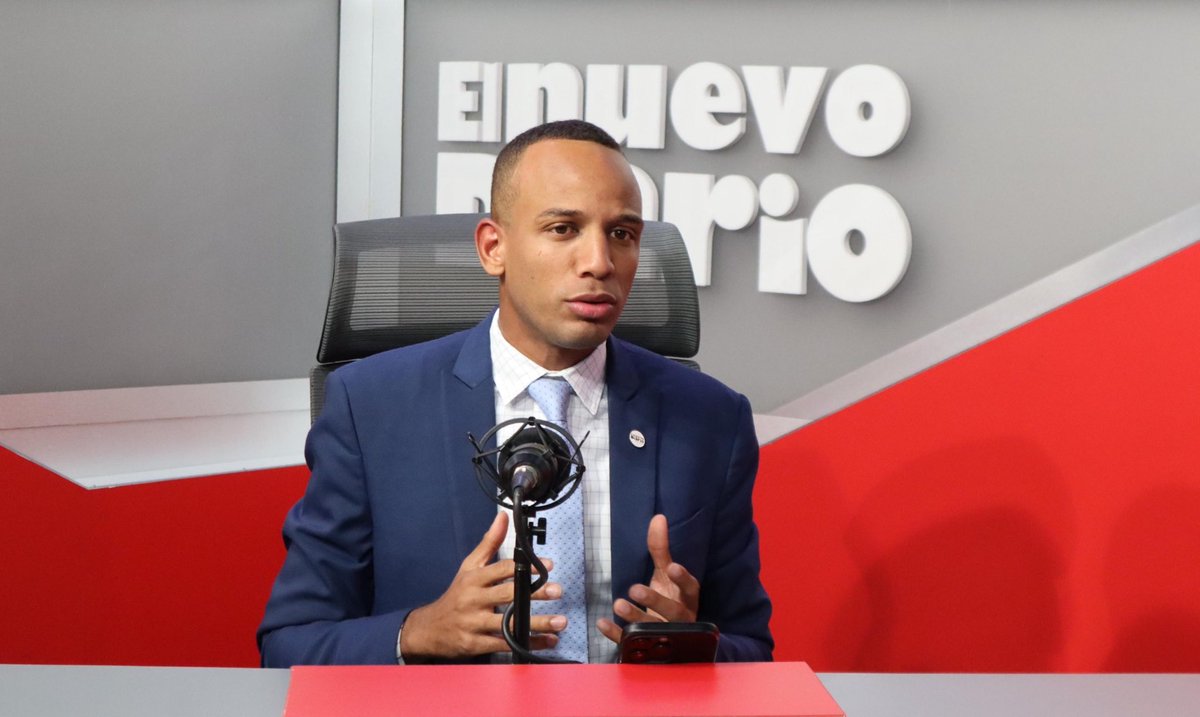 Policía Nacional explica detención del periodista Edward Ramírez en el Centro Olímpico 

Los detalles en acento.com.do/actualidad/pol… #Acento #AcentoDiario
