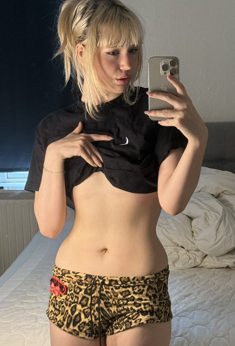 JustBibblekitty's tweet photo. Average femboy experience https://t.co/oH6NEcVkCw