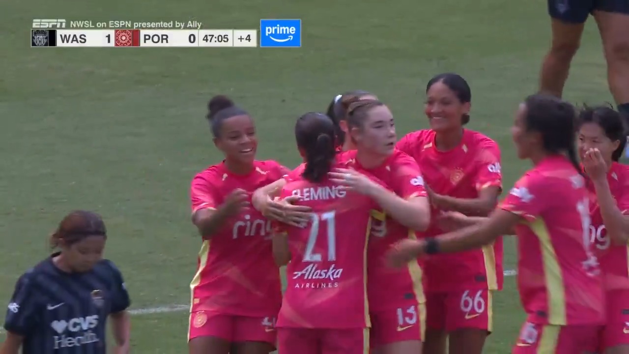 Incredible movement from Jessie Fleming ✅Incredible strike from Olivia Moultrie ✅