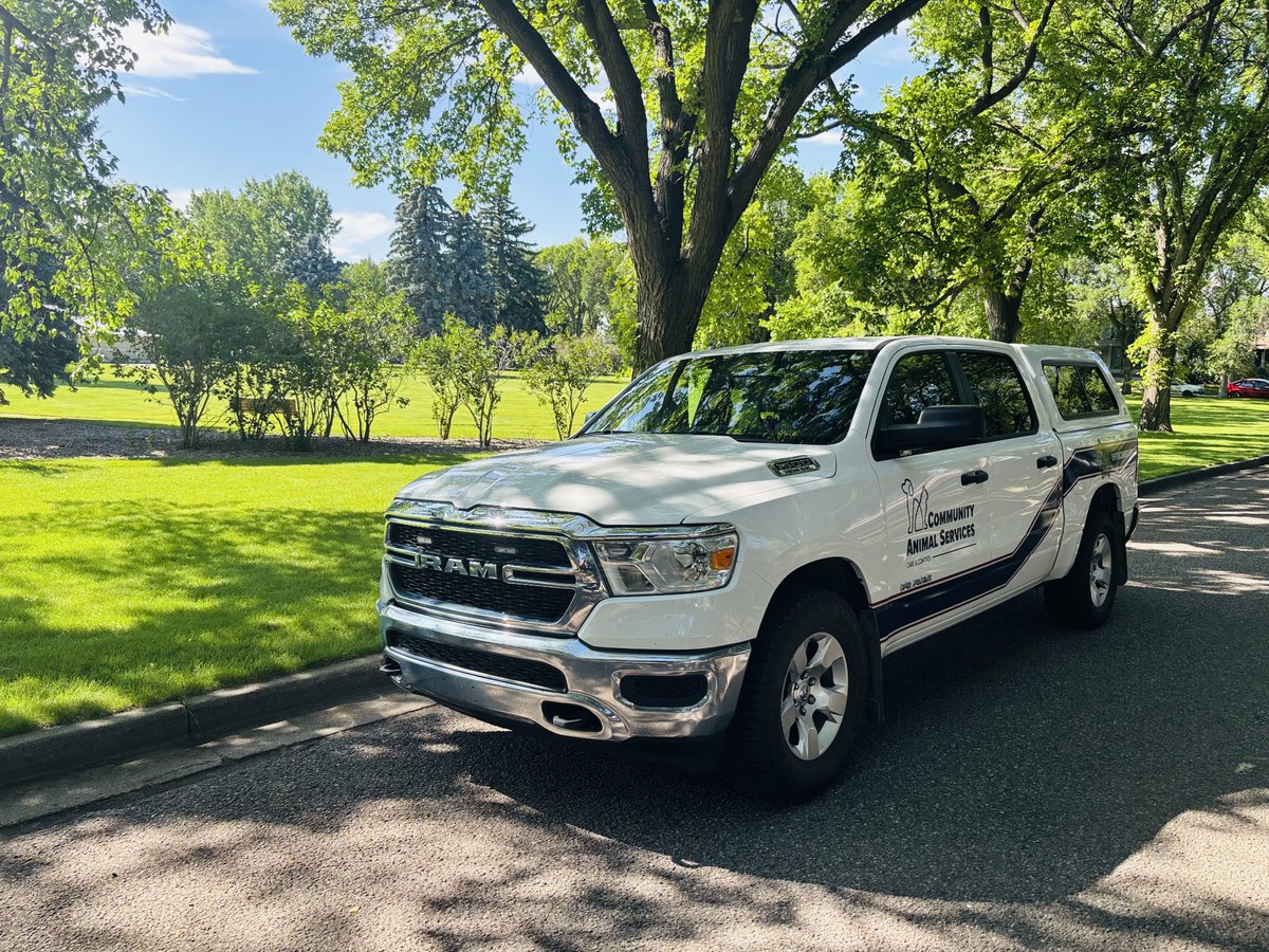 Happy Heritage Day weekend!

Out enjoying the parks and greenspaces? So are we. Enforcement Officers are out conducting patrols around the city, specifically targeting off-leash and restricted area violations. Fines under the Animal Care and Control Bylaw start at $100.