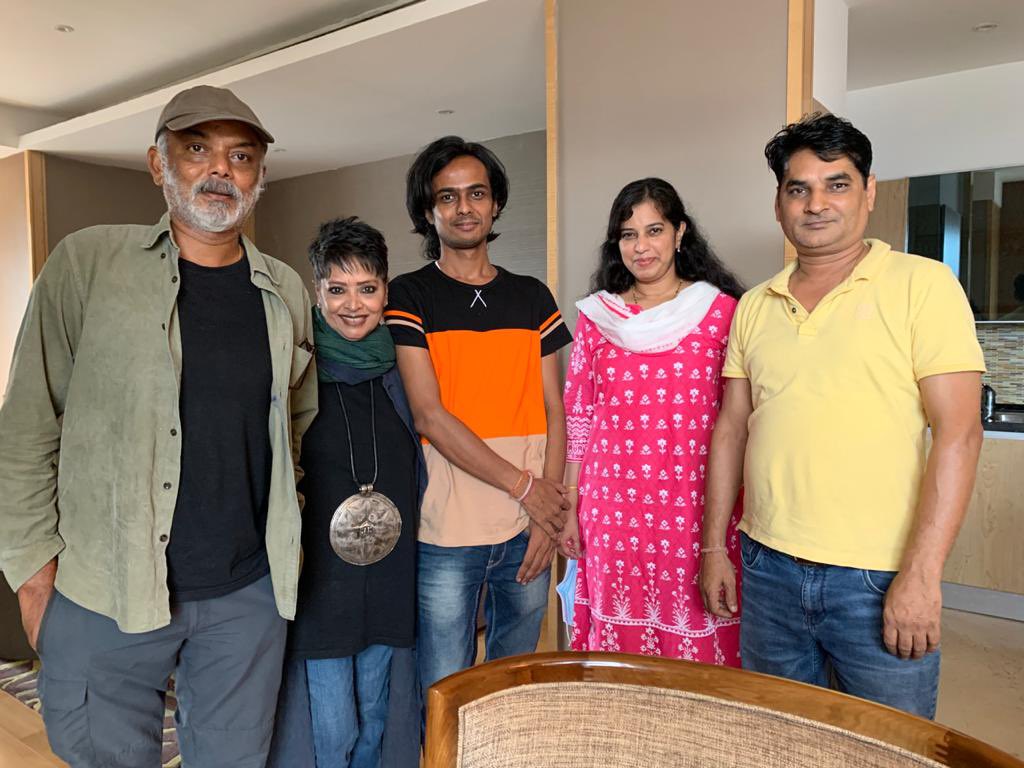 Monali C. Rahalkar (@monarahalkar) on Twitter photo Today went for a film premier by the famous tiger photographer Nalla Muthu sir! <a href="/JanKlimkowski/">Jan Klimkowski</a> during our documentary shoot for Channel 4, Seeker and I were both lucky to have been filmed by him! Sneh, <a href="/TheSeeker268/">The Seeker</a>
Sharing a photo: Today went for a film premier by the famous tiger photographer Nalla Muthu sir! <a href="/JanKlimkowski/">Jan Klimkowski</a> during our documentary shoot for Channel 4, Seeker and I were both lucky to have been filmed by him! Sneh, <a href="/TheSeeker268/">The Seeker</a>
Sharing a photo: