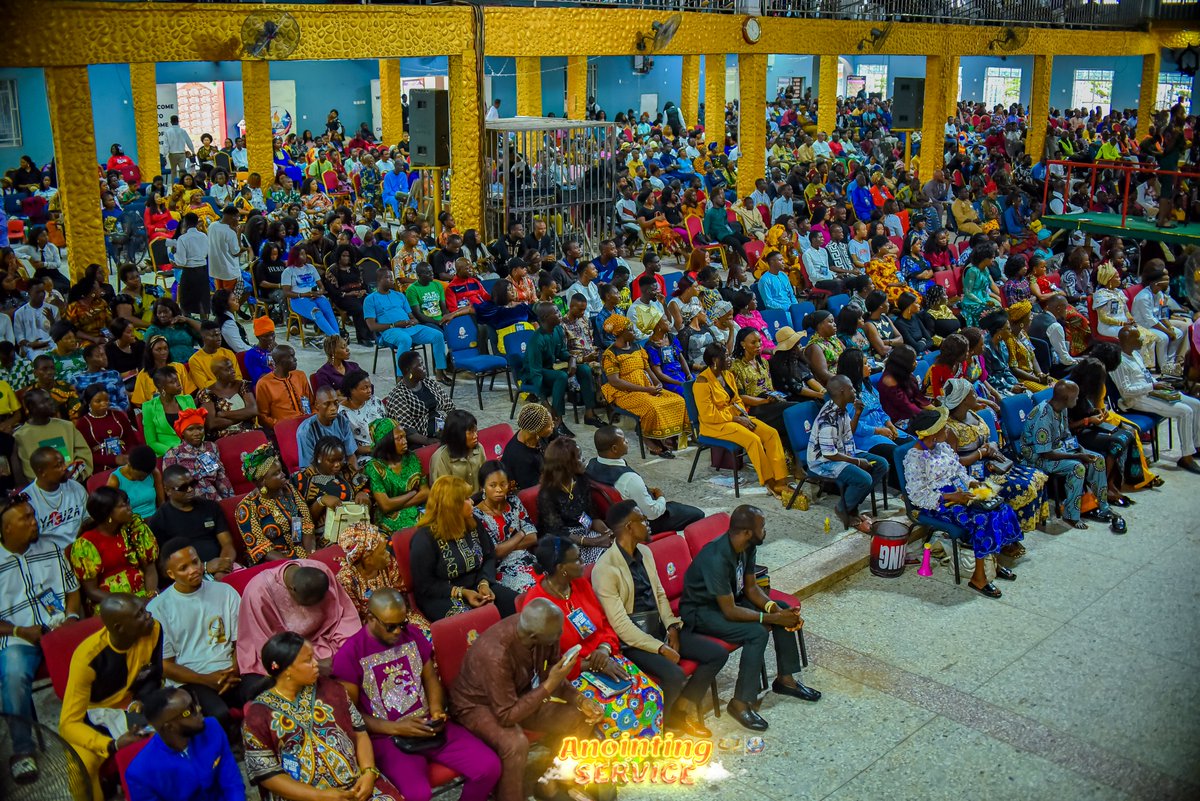 myturningpoint3's tweet photo. ANOINTING SERVICE With Apostle Johnson &amp; Dr. Lizzy Suleman - 3rd August, 2025.
TO FRUSTRATE HARVEST CONTENDERS:
The Proof That You Love  Is That You Build.
3. FAVOUR: You Need Favour With God, Favour With Men. Favour Prevent Empty Handedness.
#Ofm_Benin1 #OmegaFireMinistries #Edo https://t.co/YVnpNWcdB3