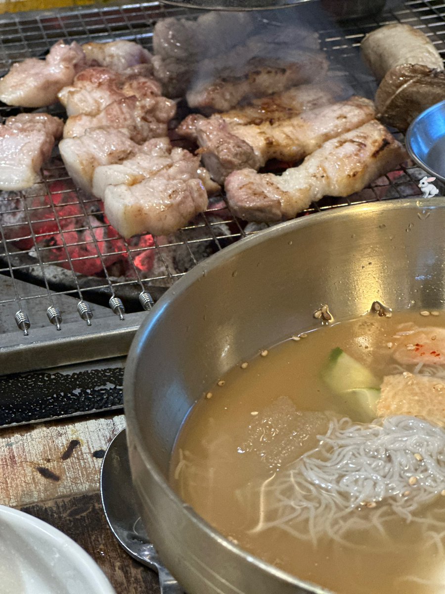 복희 tweet media