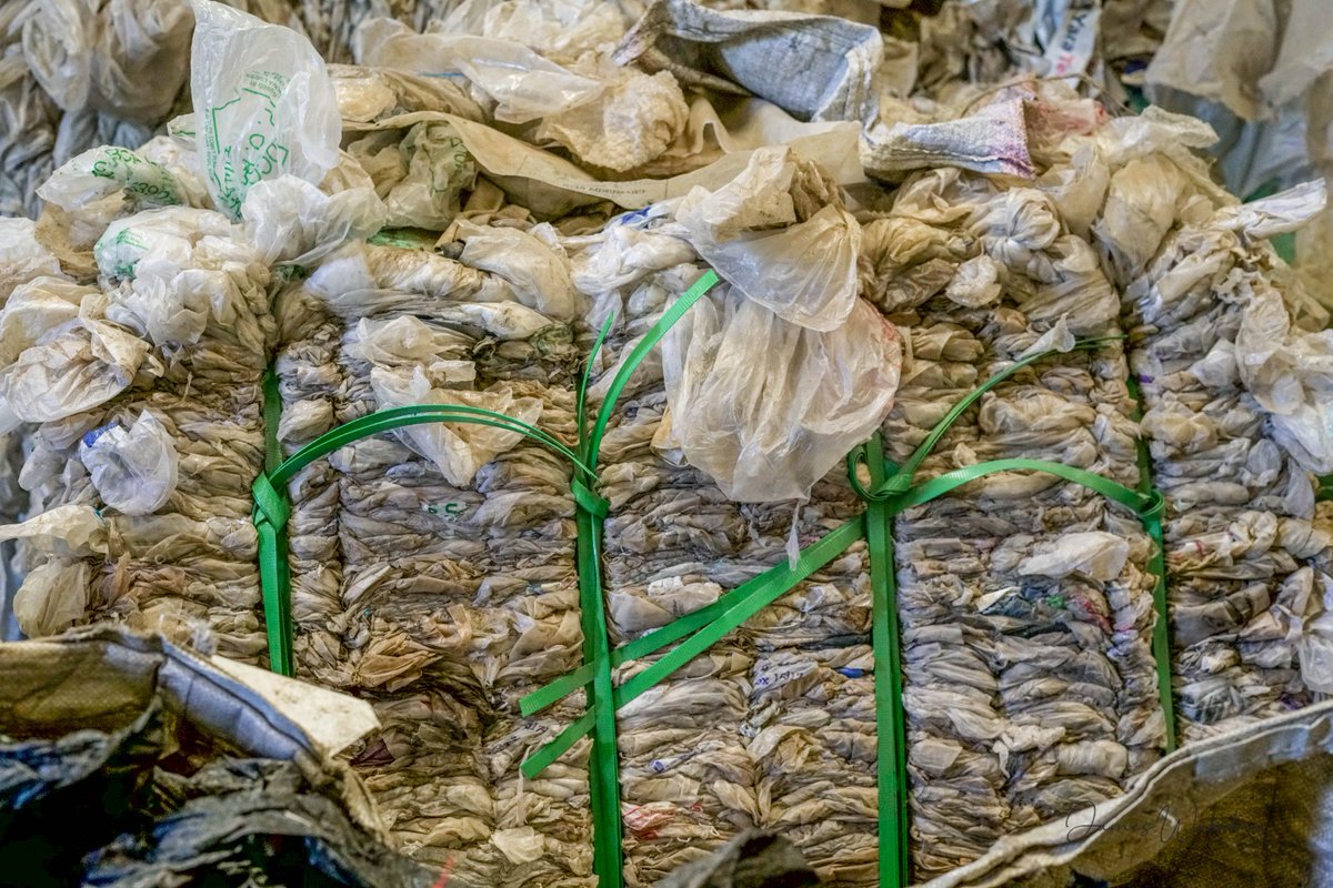 As INC-5.2 kicks off in Geneva, I’m hopeful that negotiators will agree on a strong and meaningful #globalplasticstreaty that tackles all the major issues. It's time to put our planet first. #ForNature  #Plasticpollution #Justtransition #Chemicalsofconcern