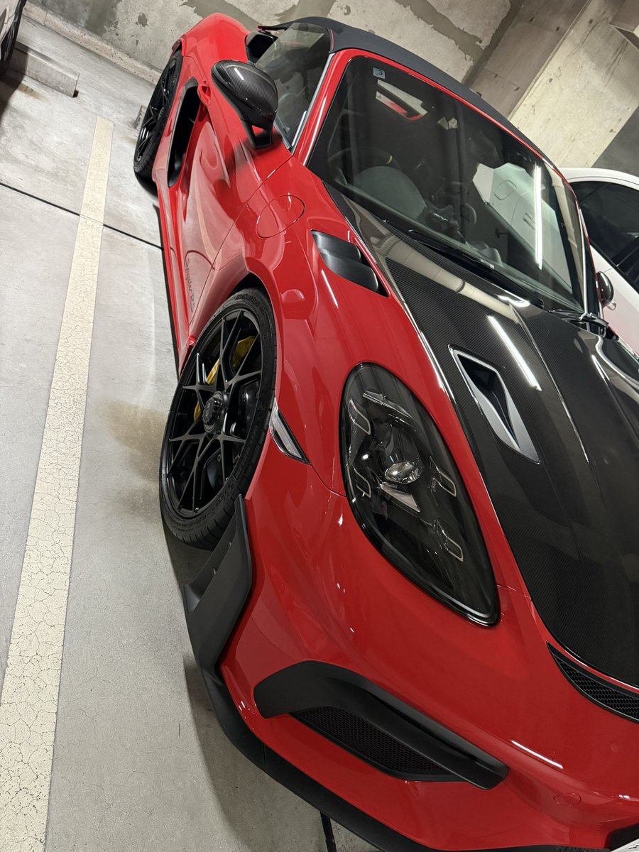 polish991's tweet image. 今日は仕事終わりSpyderRSの洗車🫡

#Porsche
#SpyderRS