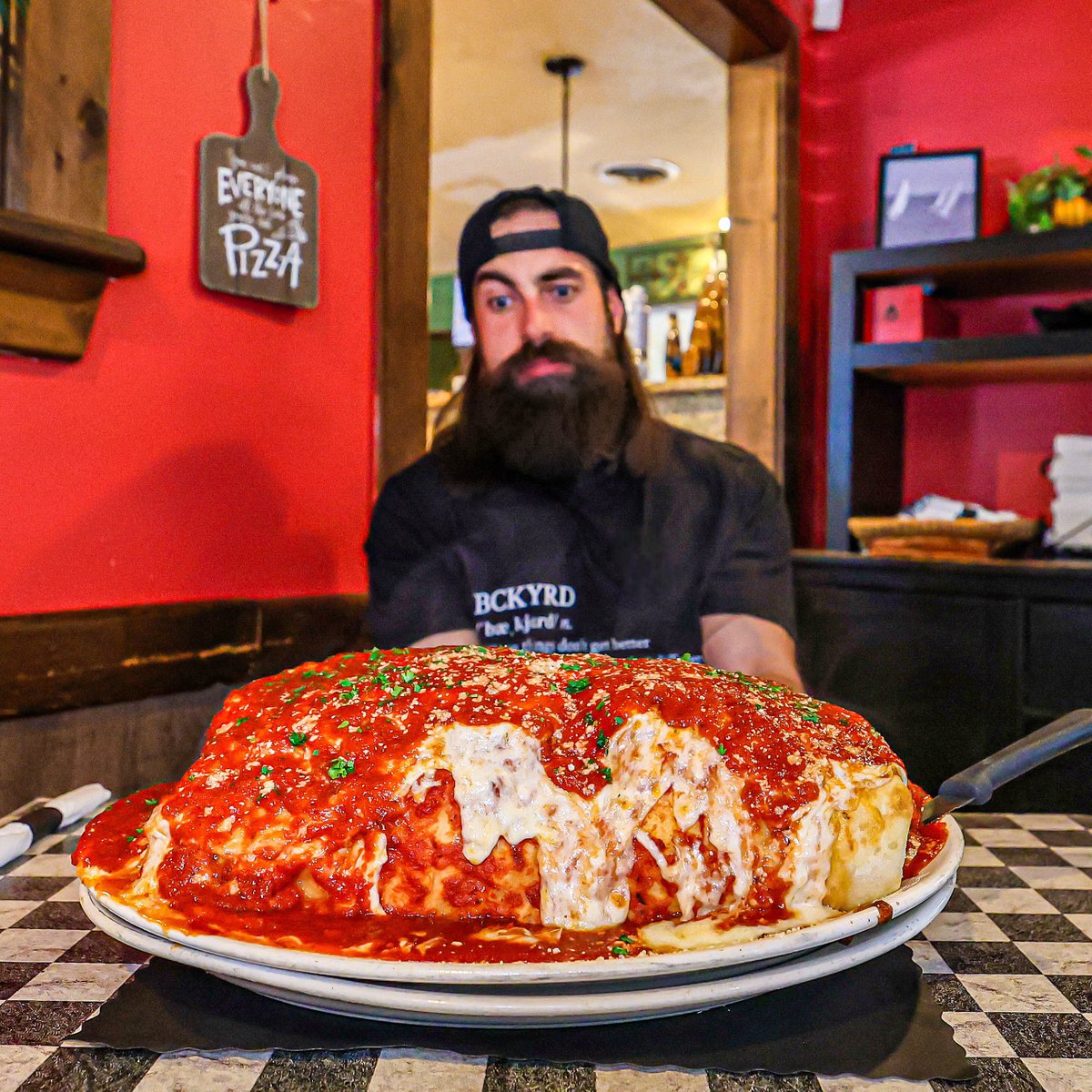 Calzonely two people have beaten this thing in the last decade 🫢

youtu.be/jkdWrx2Ta_A?si… 👈