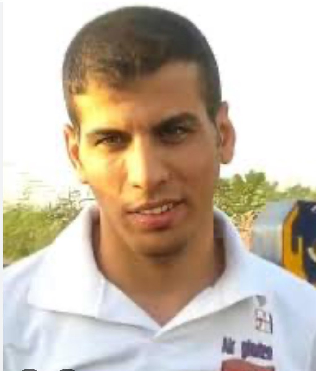 🔴 روایتی تکان‌دهنده از دل تاریکی: تجربه‌ی #حمزه_سواری از بند امن زندان قزلحصار را بخوانید

حمله به بند سیاسی واحد ۴ زندان قزلحصار در بامداد شنبه ۴ مرداد، با مشارکت بیش از ۱۰۰ مأمور گارد ویژه، مسؤولین زندان و نیروهای امنیتی انجام شد.

در هشتمین روز اعتصاب غذای جمعی زندانیان سیاسی