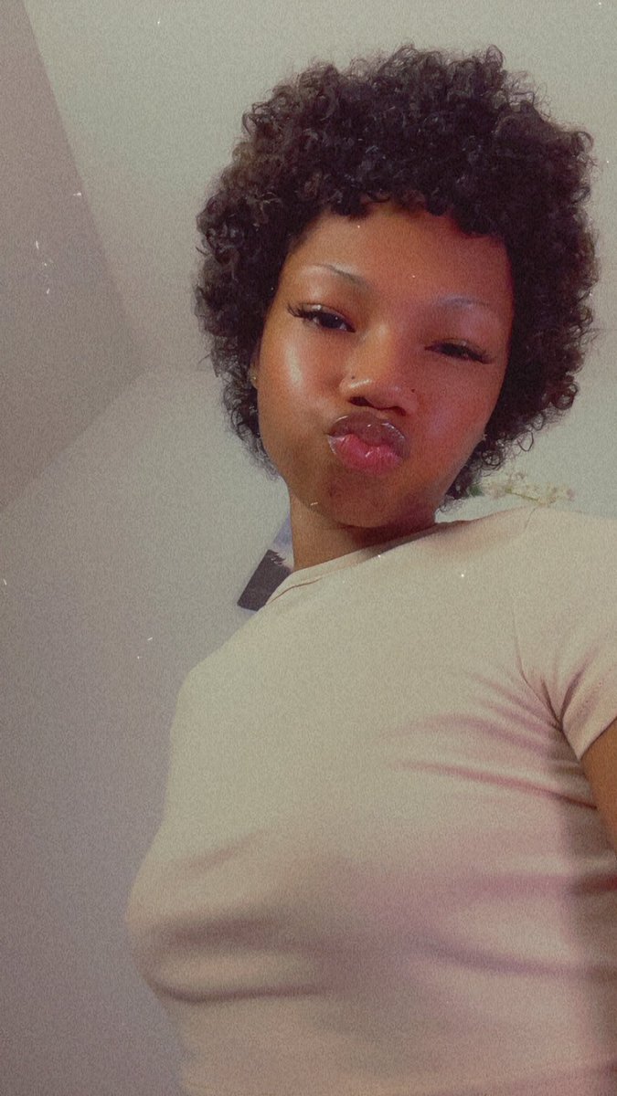 Poppin 😘