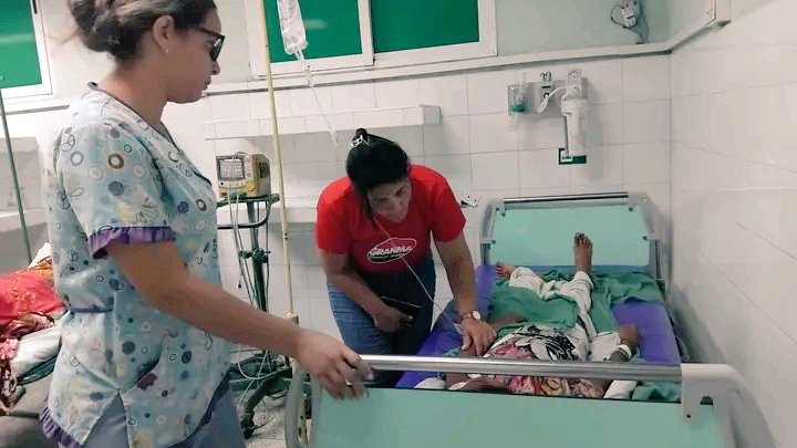 Lamentamos el accidente de tránsito ocurrido hoy en la provincia de Granma, en el que se reportan dos fallecidos y varios lesionados. Una vez más reiteramos la necesidad de extremar el cuidado en la vía.

Nuestras condolencias a los familiares de las víctimas.

#CubaPorLaVida