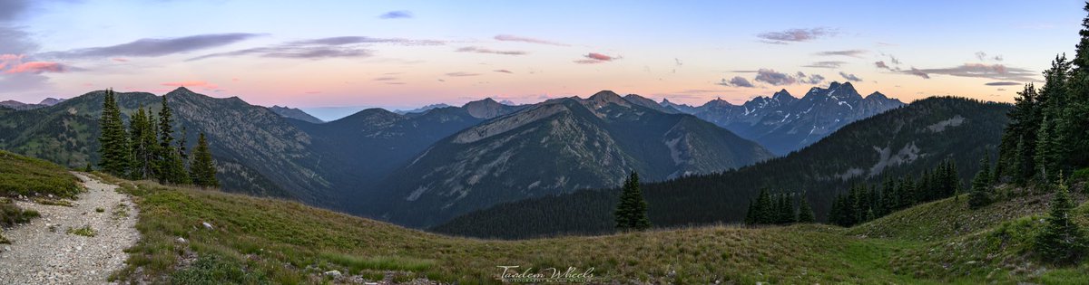I love panoramic views! 🥰 Here are a couple from our last camping trip in the North Cascades as the sun was setting.

#pnw #sonorthwest #Panoramicviews #northcascades