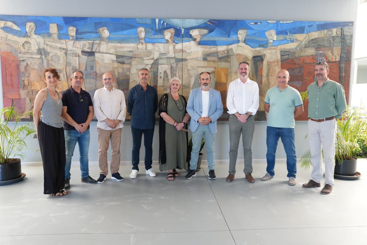 🏗️ Avanzan las obras del Centro de Simulación Clínica Avanzada en la Facultad de Enfermería.
Pronto ofrecerá: quirófano, UCI, habitación hospitalaria, domicilio simulado y más, para formar a los futuros profesionales de la salud. 👩‍⚕️👨‍⚕️💡
youtu.be/7aky3jhYYhk
#SimulaciónClínica