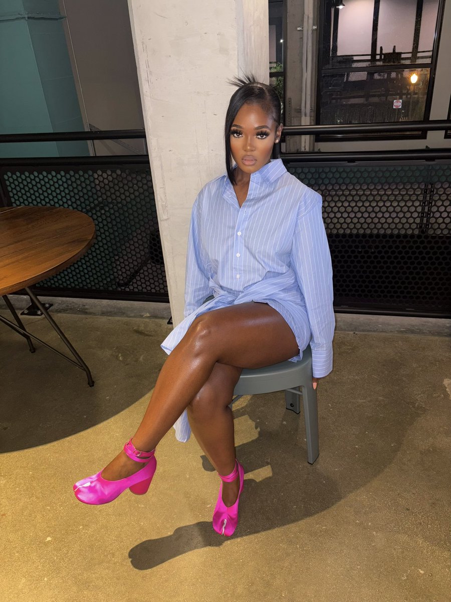 NayaAshley_'s tweet image. Margiela poster girl 👧🏾🎀