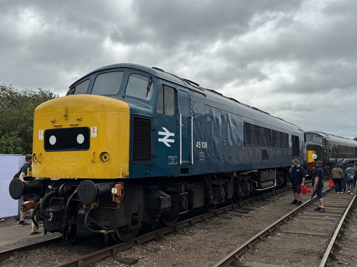 Percypotter49's tweet image. #class44 #class45 #class46 #greatestgathering