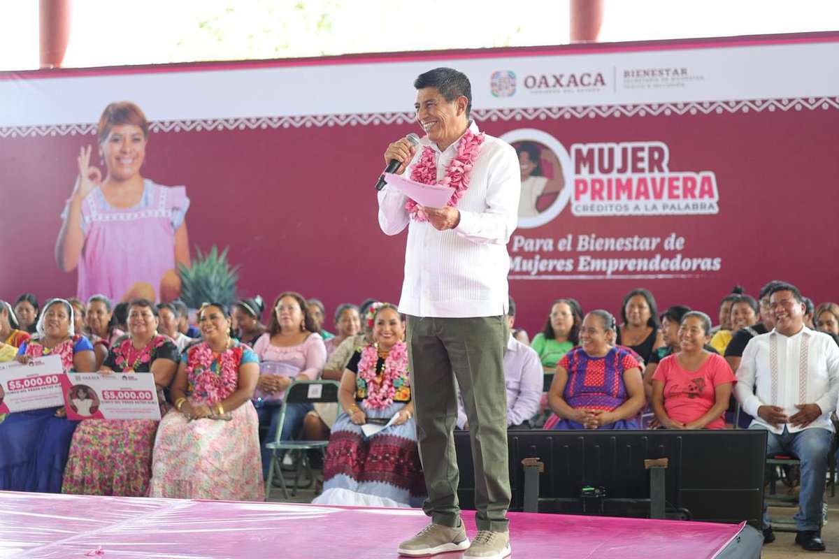 El Informador de Oaxaca (@oaxinformador) on Twitter photo Respalda <a href="/salomonj/">Salomón Jara Cruz</a> a emprendedoras del istmo de Tehuantepec con la entrega de mil créditos a la palabra Mujer Primavera. #Oaxaca
elinformadordeoaxaca.com/uncategorized/… Respalda <a href="/salomonj/">Salomón Jara Cruz</a> a emprendedoras del istmo de Tehuantepec con la entrega de mil créditos a la palabra Mujer Primavera. #Oaxaca
elinformadordeoaxaca.com/uncategorized/…