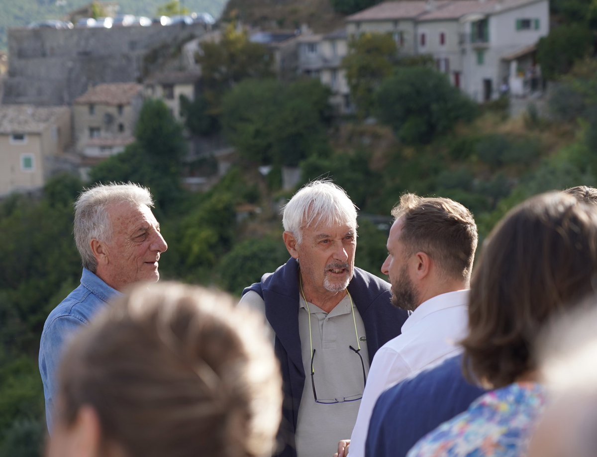 Au village de les Ferres, avec mon suppléant <a href="/andrea_orabona/">Andrea Orabona</a> , nous célébrons la Sainte Julie. ✝️

Dans ce village niché au pied du cheiron, vous connaissez mieux que quiconque les difficultés du quotidien et les incertitudes qui pèsent sur l’avenir.