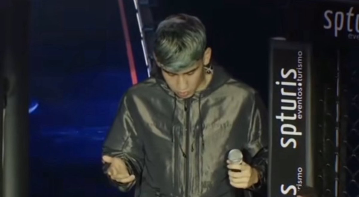 camarada_wood's tweet image. “Deus, me perdoe por tudo que eu vou fazer nesse octógono hoje. Amém!”