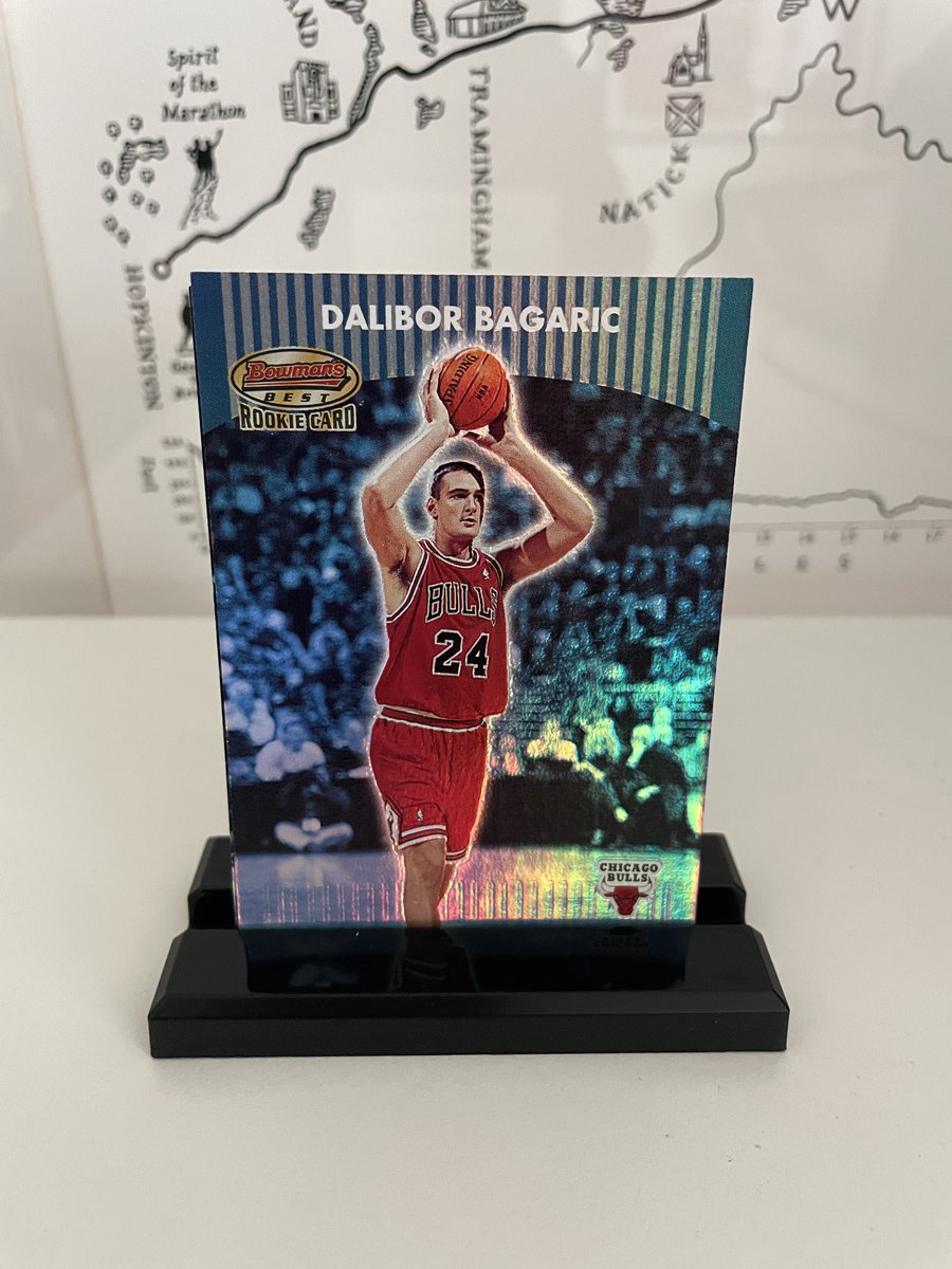 Who da fook is this guy? 🤔 
<a href="/treykerby/">Taco Trey Kerby</a> <a href="/KOT4Q/">KENNY BEECHAM</a> <a href="/KDonhoops/">Kelly Dwyer</a>