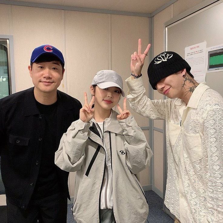 요요아정 tweet media