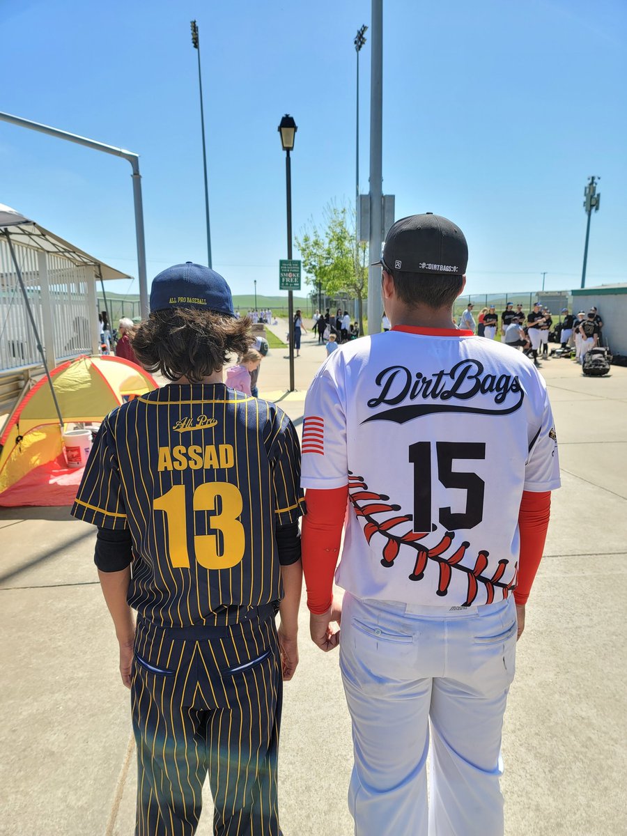 NaimAssadII's tweet image. Ran into my boy Kodi Craig this past spring during a tournament in Suisun, CA, with @SSMathletics.
#allpro #workdifferent #latepost