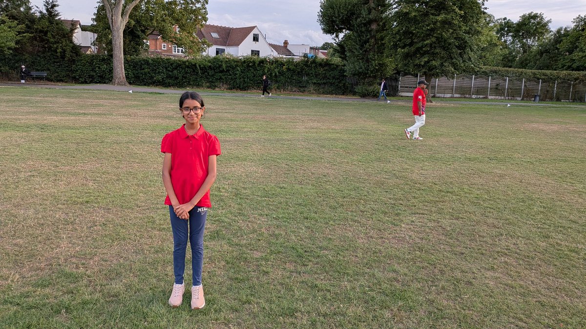 CricCavaliers's tweet photo. What a joy to witness young players and veterans coming together to inspire the next generation for @RuthStraussFdn
Cavaliers mantra is clear #PerformWithPride 🦚 Let’s continue to lead with heart and passion for this worthy cause! 💙 #InspireTheFuture #RedForRuth @EssexCCB https://t.co/EINaE787LR