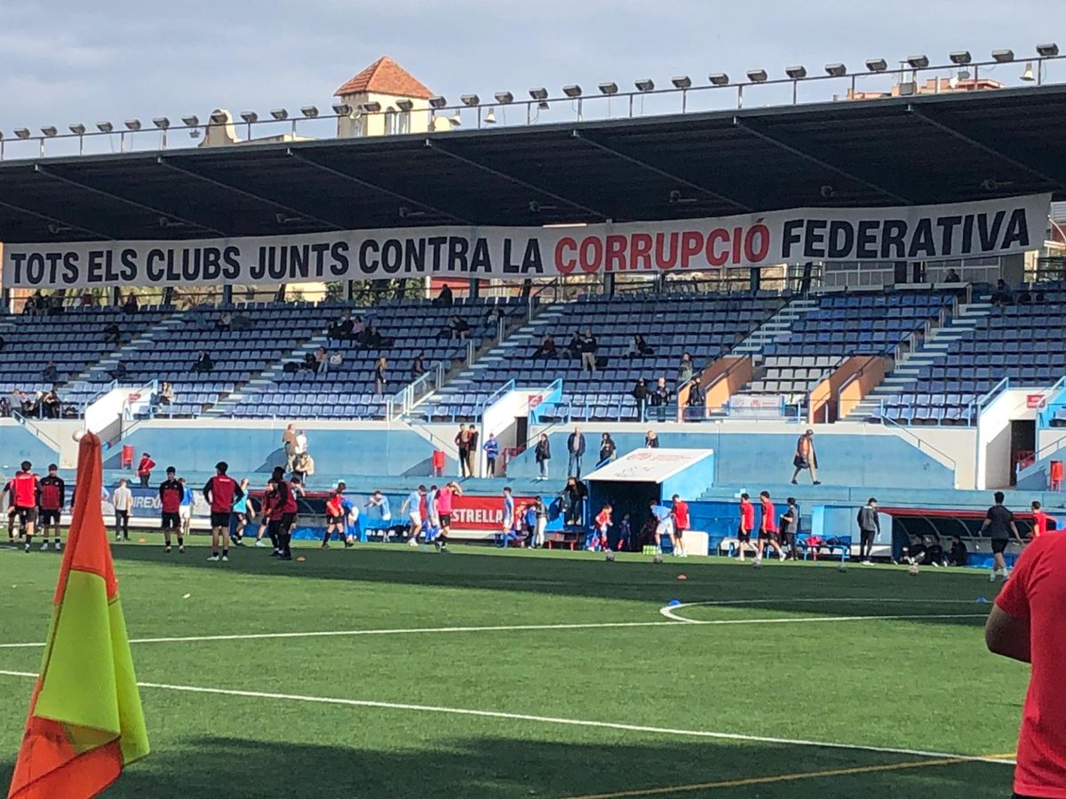 Fundació Esportiva Grama (@fundaciograma) on Twitter photo ‼ Noticia publicada a <a href="/FutbolCatalunya/">futbolcatalunya.com</a> sobre la injusta sanció al nostre club i al president Antonio Morales.
📣 futbolcatalunya.com/la-por-de-sote… ‼ Noticia publicada a <a href="/FutbolCatalunya/">futbolcatalunya.com</a> sobre la injusta sanció al nostre club i al president Antonio Morales.
📣 futbolcatalunya.com/la-por-de-sote…