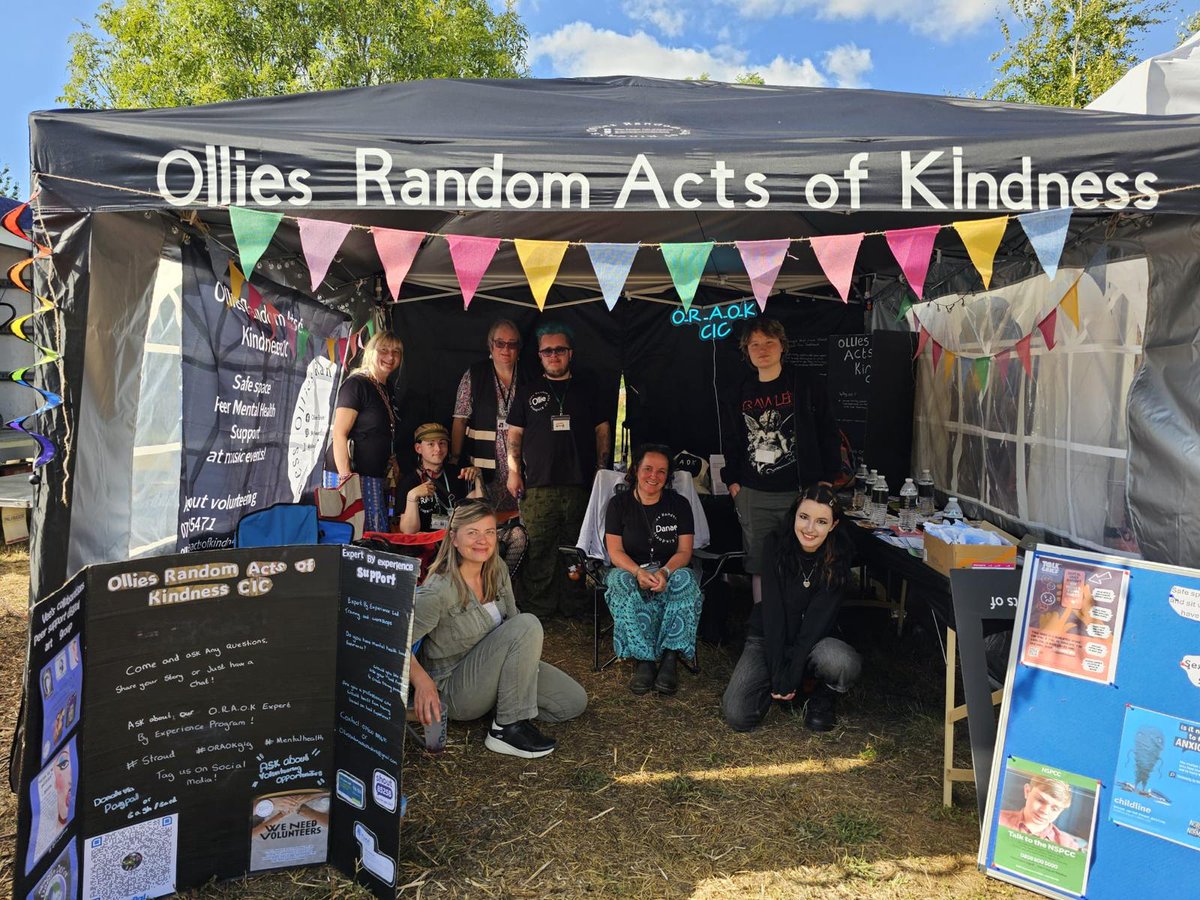 This weekend we attended Festival on the farm! With peer mental health support, signposting and screen printing! The whole team is throughly knackered 😴  now but cant wait for the next one!