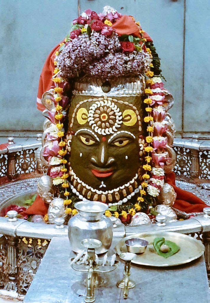 S B Singh (@sureshm46) on Twitter photo भोले ने जिसे चाहा,
मस्ताना बना डाला,
एक मस्तनजर डाली,
मस्ताना बना डाला,
महाकाल ने भक्तो को,
दीवाना बना डाला॥
अकाल मृत्यु वो मरे,जो काम करे चांडाल का,
काल उसका क्या बिगाड़े,जो भक्त हो महाकाल का॥
<a href="/alokdubey1408/">Alok</a>
<a href="/_kanhasakhi/">अपराजिता</a>
<a href="/_Pari30jul/">प⃝ रीता</a> <a href="/_priya9/">प्रिया निनावे</a> <a href="/Antra_03/">अंतरा</a> <a href="/AnuGurumaita/">Anu Gurumaita</a> <a href="/AlkaS_11/">Alka Singh Rajput🚩</a> भोले ने जिसे चाहा,
मस्ताना बना डाला,
एक मस्तनजर डाली,
मस्ताना बना डाला,
महाकाल ने भक्तो को,
दीवाना बना डाला॥
अकाल मृत्यु वो मरे,जो काम करे चांडाल का,
काल उसका क्या बिगाड़े,जो भक्त हो महाकाल का॥
<a href="/alokdubey1408/">Alok</a>
<a href="/_kanhasakhi/">अपराजिता</a>
<a href="/_Pari30jul/">प⃝ रीता</a> <a href="/_priya9/">प्रिया निनावे</a> <a href="/Antra_03/">अंतरा</a> <a href="/AnuGurumaita/">Anu Gurumaita</a> <a href="/AlkaS_11/">Alka Singh Rajput🚩</a>