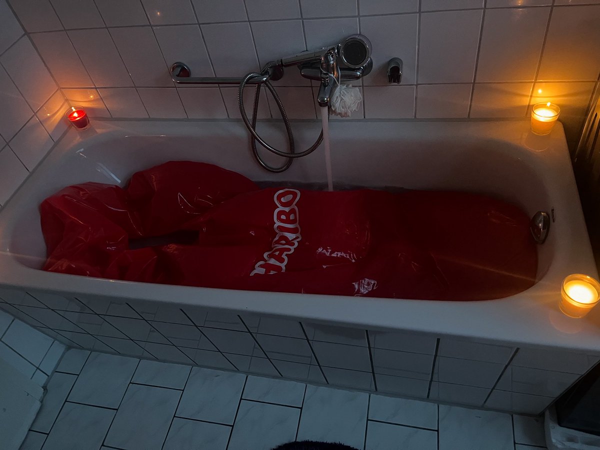 inflatable_boy tweet media