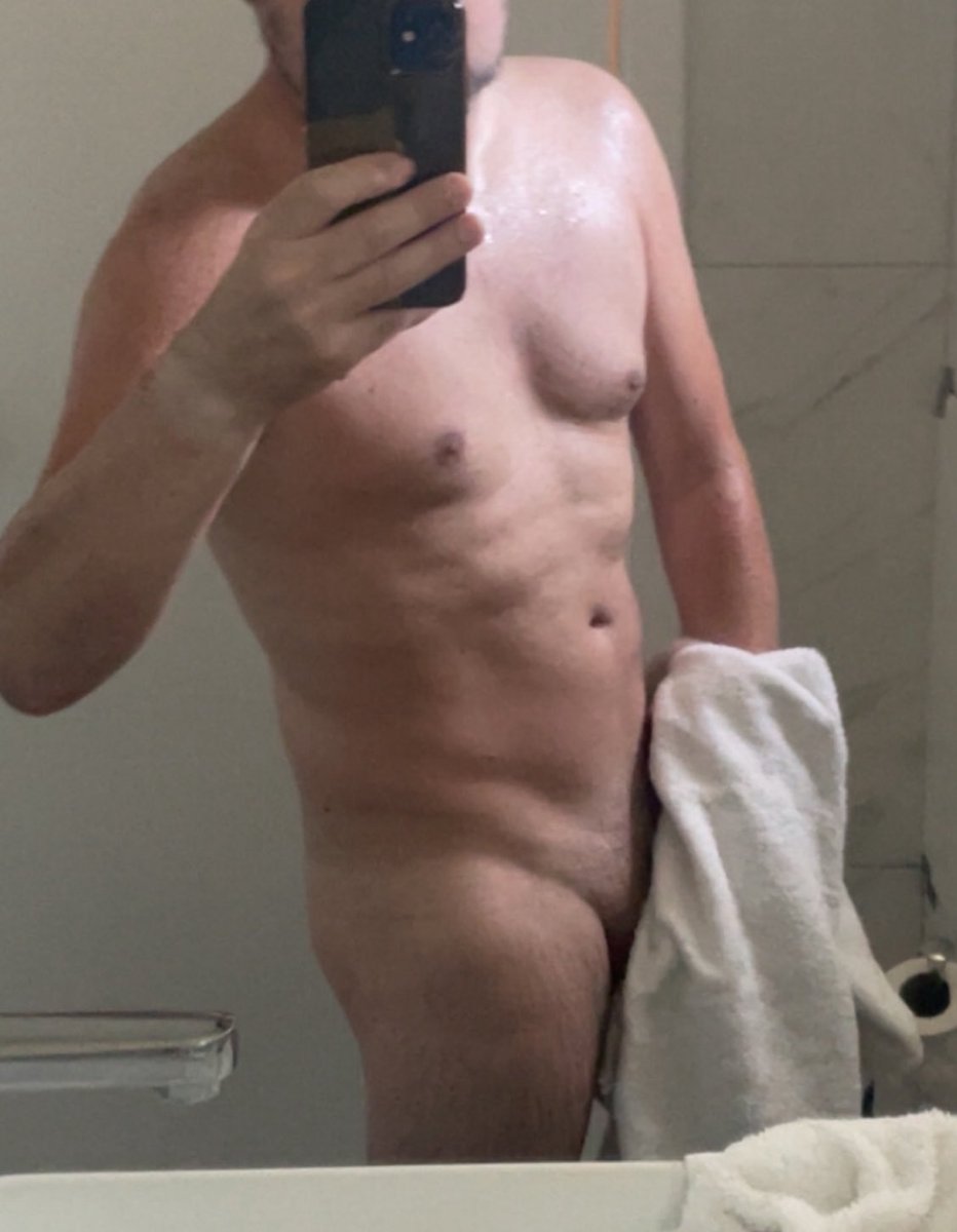 DeschaPaul's tweet photo. #gaylille  qui Now? https://t.co/BQ0eCiawSt