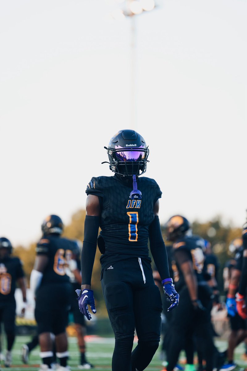 Ernest Lyons tweet media