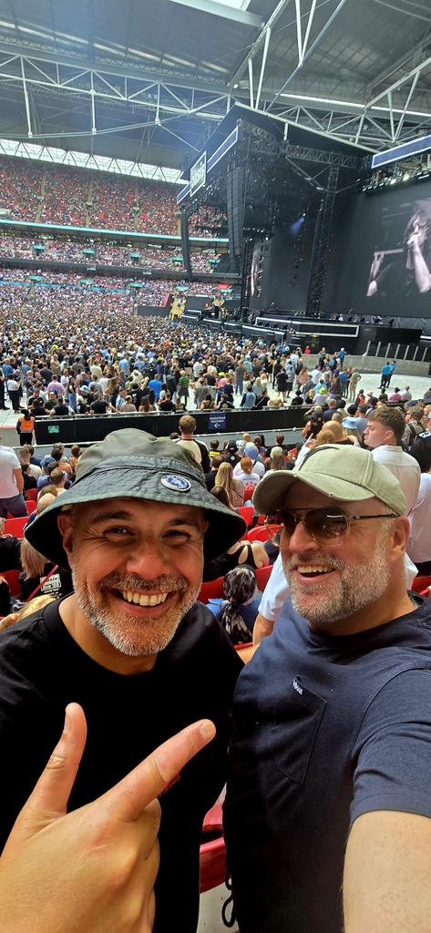Its Time 🤘🏼#Oasis #Wembley2025 
😬