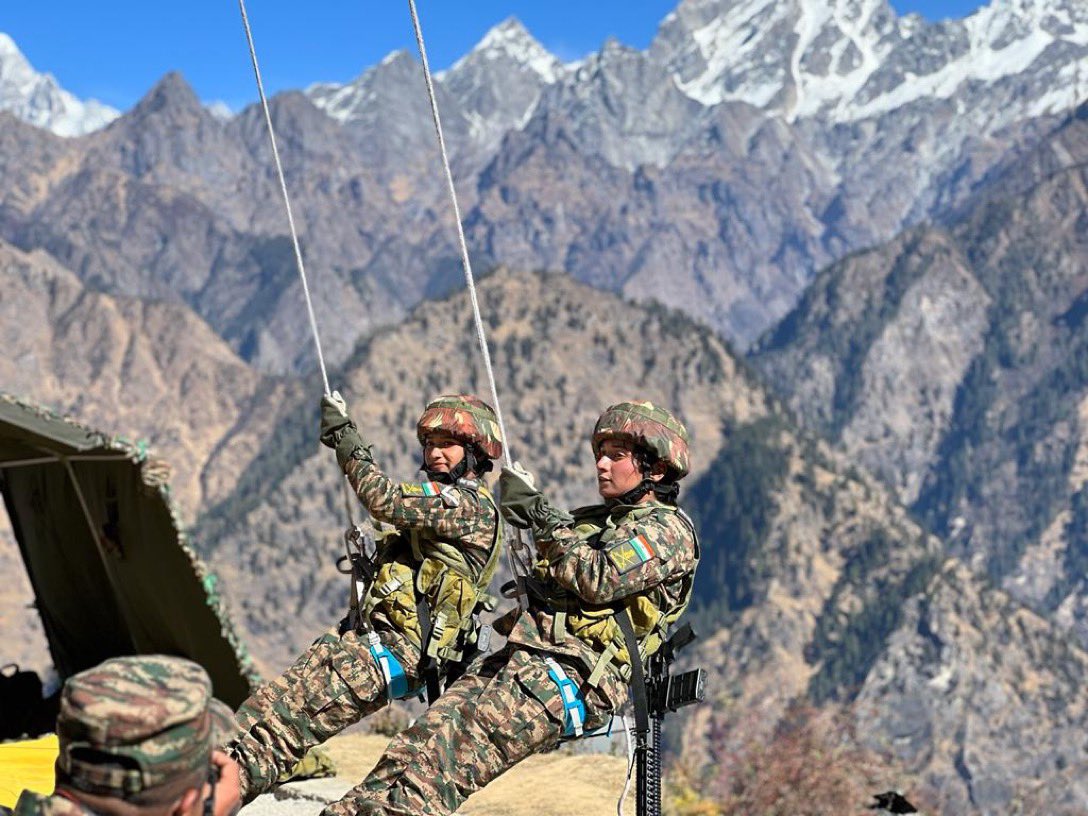 Aditya (@adityab_77) on Twitter photo <a href="/amcaji/">ए एम् सी ए 🇮🇳²⁰²⁸ (मार्क 2 का परिवार)</a> I want to see some nice pictures of Indian Army’s Corps of Military Police in operational duties (preferably wartime or during operations), not just these ceremonial ones, very few such pictures exist on the web.
📸-<a href="/jaywankhadejrw/">Jay Wankhade</a> <a href="/amcaji/">ए एम् सी ए 🇮🇳²⁰²⁸ (मार्क 2 का परिवार)</a> I want to see some nice pictures of Indian Army’s Corps of Military Police in operational duties (preferably wartime or during operations), not just these ceremonial ones, very few such pictures exist on the web.
📸-<a href="/jaywankhadejrw/">Jay Wankhade</a>