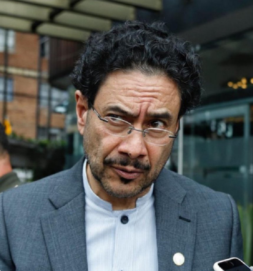 #YoMarchoConGallardia para que se haga justicia. El que debe estar en la cárcel es éste 👇 Si estás de acuerdo like y RT.