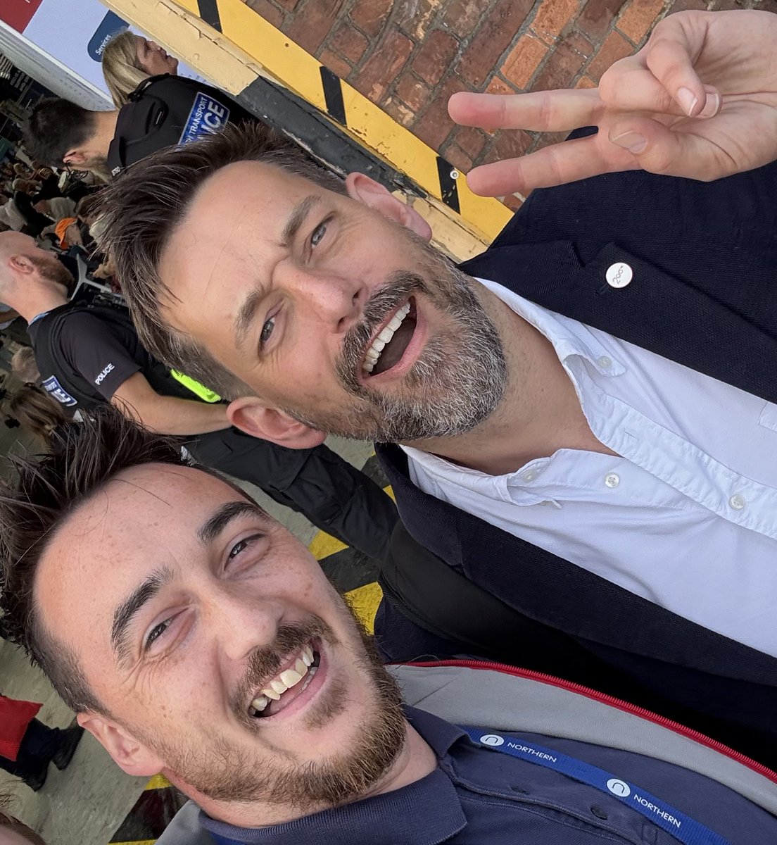 Fantastic day at <a href="/greatestgather/">The Greatest Gathering</a> - a massive credit to all involved 👏🏻 

- Met some wonderful <a href="/northernassist/">NORTHERN 🚆</a> colleagues 🔵

- May have also bumped in to the one and only <a href="/MrTimDunn/">Tim Dunn</a> - thanks for the chat 🙌🏻 

Time for a brew 😴