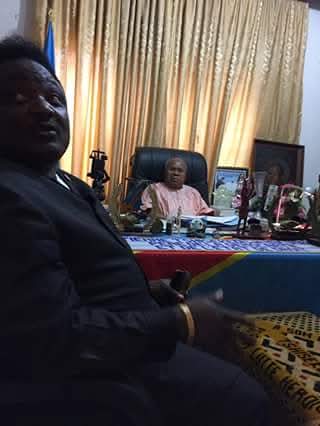 TimTshao2015's tweet image. #NE_DIABOLISEZ_PAS_TOUT_LE_MONDE
Refus d&apos;organiser 1 dialogue inclusif,maintenir le statu quo,judiciarisation des discours d&apos;opposants, exiles forcés, maintenir l&apos;état de siège afin de cacher les crimes financiers, nous n&apos;allons pas vous laisser faire.
youtube.com/watch?v=3PW24H…