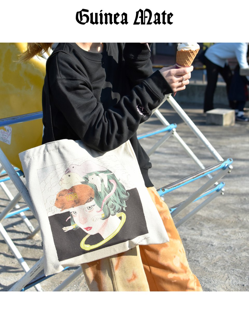 書籍『guinea mate』が一時的に品切れになっておりました🙇🙇‍♀️
在庫を補充いたしましたので、是非グッズと合わせてゲットしてくださいませ！